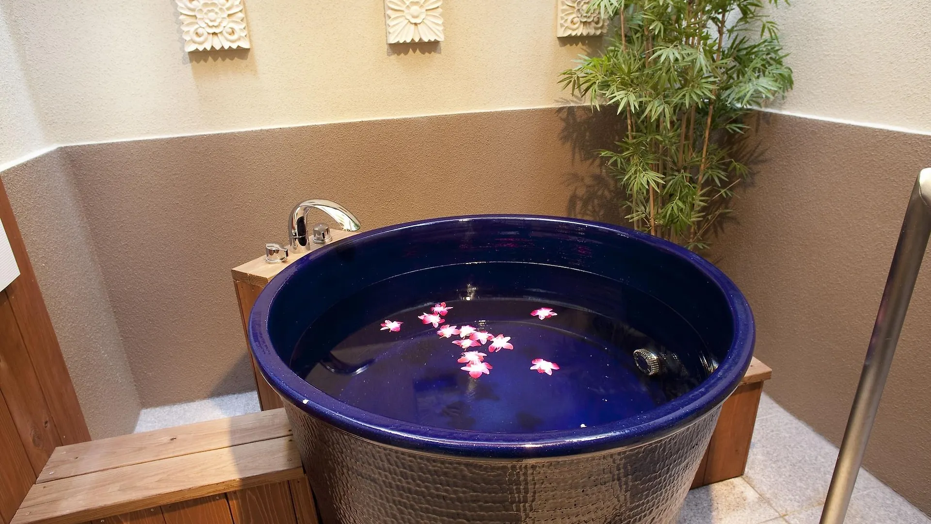 Hotel & Spa Lotus (Adults Only)  Kyōto